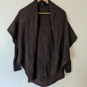 Brown shawl/cardigan